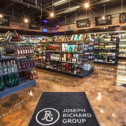 Clover Crossing Liquor Store - Clover crossing liquor store - Cloverdale, Surrey, BC