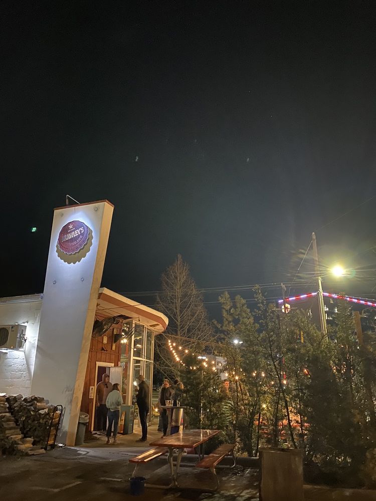 BRAWLEY’S BEVERAGE Updated November 2024 56 Photos & 98 Reviews