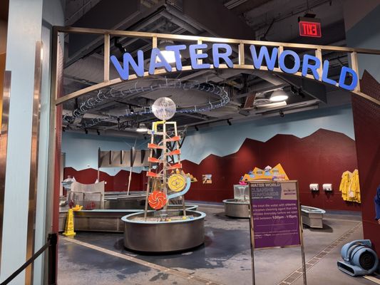 DISCOVERY Children's Museum by null
