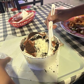 Sweet Snow - Oreo and tiramisu - Desserts Near Me - Garden Grove, California Sweet Snow - Oreo and tiramisu - Desserts Near Me - Garden Grove, California