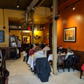 Mama J's Kitchen - Soul Food Near Me - Richmond, Virginia