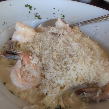 BV's Italian Kitchen - Fettuccine Alfredo plus shrimp - Italian Near Me - Cottonwood, Arizona BV's Italian Kitchen - Fettuccine Alfredo plus shrimp - Italian Near Me - Cottonwood, Arizona