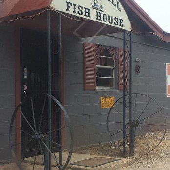 Laws Hill Fish House - the front of the building - Seafood Near Me - Waterford, Mississippi Laws Hill Fish House - the front of the building - Seafood Near Me - Waterford, Mississippi