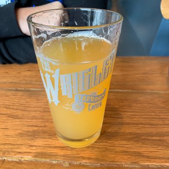 The Wrigley Taproom & Eatery - Grand Mimosa - New American Near Me - Corbin, Kentucky