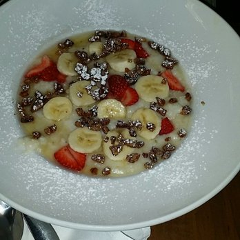 Four Friends Kitchen - Healthy breakfast grits with plenty of fresh fruit - Southern Near Me - Denver, Colorado