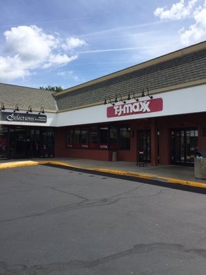 TJ MAXX - Updated January 2026 - 25 Photos & 20 Reviews - 437 Boston