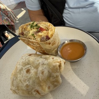 Zuzu’s Petals - Breakfast & Brunch Near Me - Long Beach, California