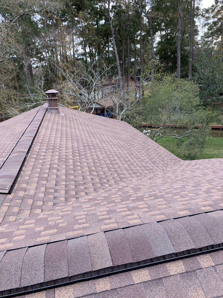 Slide of A&M Roofing