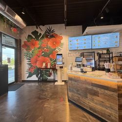 Hawaii Poke - Inside