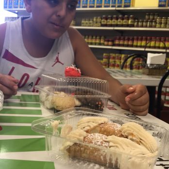 Saratori's Pastry Shop - Bakeries Near Me - Albuquerque, New Mexico