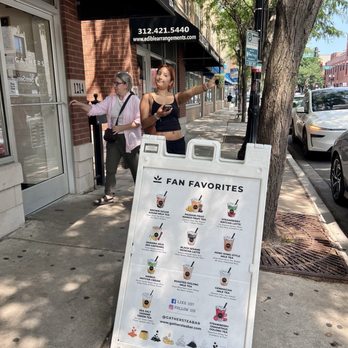 Gathers Tea Bar - Inviting - Bubble Tea Near Me - Chicago, Illinois Gathers Tea Bar - Inviting - Bubble Tea Near Me - Chicago, Illinois