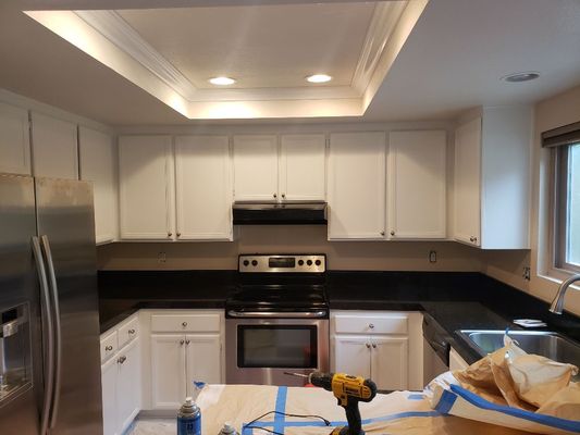 Matthews Professional Painting - 21yrs of experience. My personal attention to details makes my work affordable because I don't pay
someone to do that for me. Warranties on most paint jobs. Clean, tight lines and take real pride in
all work done. Licensed, insured and bonded.