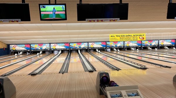 Whitestone Lanes by null