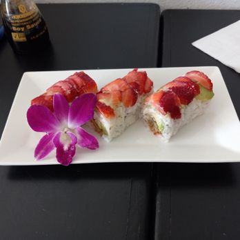 Vegan Castle - Sherry roll - Vegan Near Me - Long Beach, California Vegan Castle - Sherry roll - Vegan Near Me - Long Beach, California