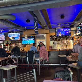 Motorworks Brewing - Tasting place - Breweries Near Me - Bradenton, Florida