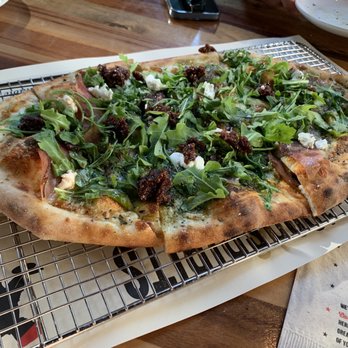 Von's 1000Spirits - Spiced Fig, Prosciutto & Arugula - New American Near Me - Seattle, Washington