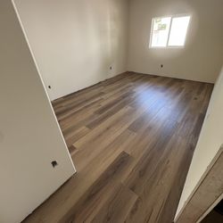 Unique Flooring - LVP