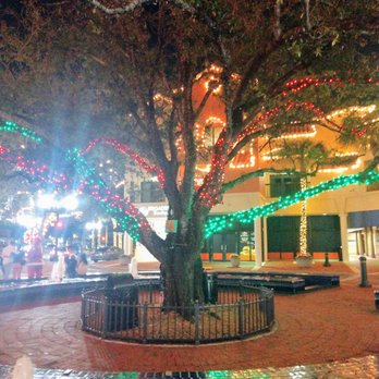 Main Street - Shopping Centers Near Me - Miami Lakes, Florida