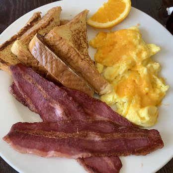 Famous Toastery - Breakfast & Brunch Near Me - Ashburn, Virginia Famous Toastery - Breakfast & Brunch Near Me - Ashburn, Virginia