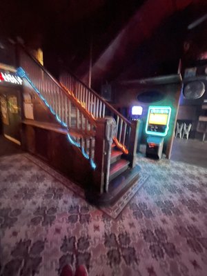 Queen Lounge by null