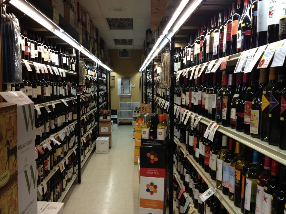 GILLETTE LIQUORS SUPER SAVER Updated September 2024 399 Valley Rd