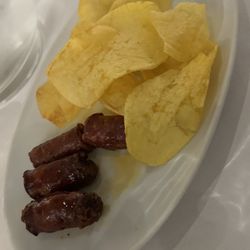 El Barril - Chorizo and chips