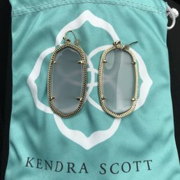 Gorgeous Kendra Scott earrings! Gorgeous Kendra Scott earrings!