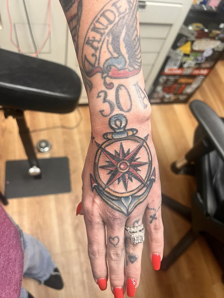 Epic Tattoo Logo