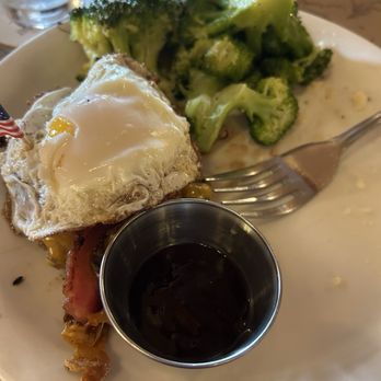 Ted's Montana Grill - Bunless Canyon Creek bison burger with Parmesan Roasted Broccoli - American Near Me - Indianapolis, Indiana Ted's Montana Grill - Bunless Canyon Creek bison burger with Parmesan Roasted Broccoli - American Near Me - Indianapolis, Indiana