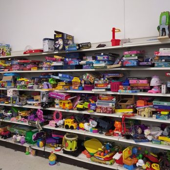 Value World - Lots of kids' toys and games. - Used, Vintage & Consignment Near Me - Westland, Michigan