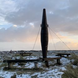 Vorupør Strand/Mole - Dachte, es ist ein Grillplatz, Blitzableiter passt auch nicht...