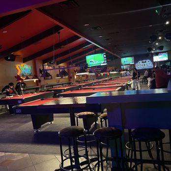Pockets Billiards Wings & Beer - Inside - Pool Halls Near Me - El Paso, Texas Pockets Billiards Wings & Beer - Inside - Pool Halls Near Me - El Paso, Texas