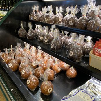 Lyman Orchards - Fruits & Veggies Near Me - Middlefield, Connecticut