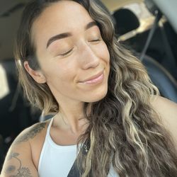 Barely There Beauty Bar - Airbrushed brows