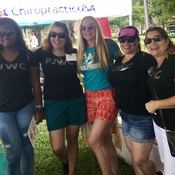 Art In The Park - The hard working ladies of Plantation Junior Woman's Club - Festivals Near Me - Plantation, Florida