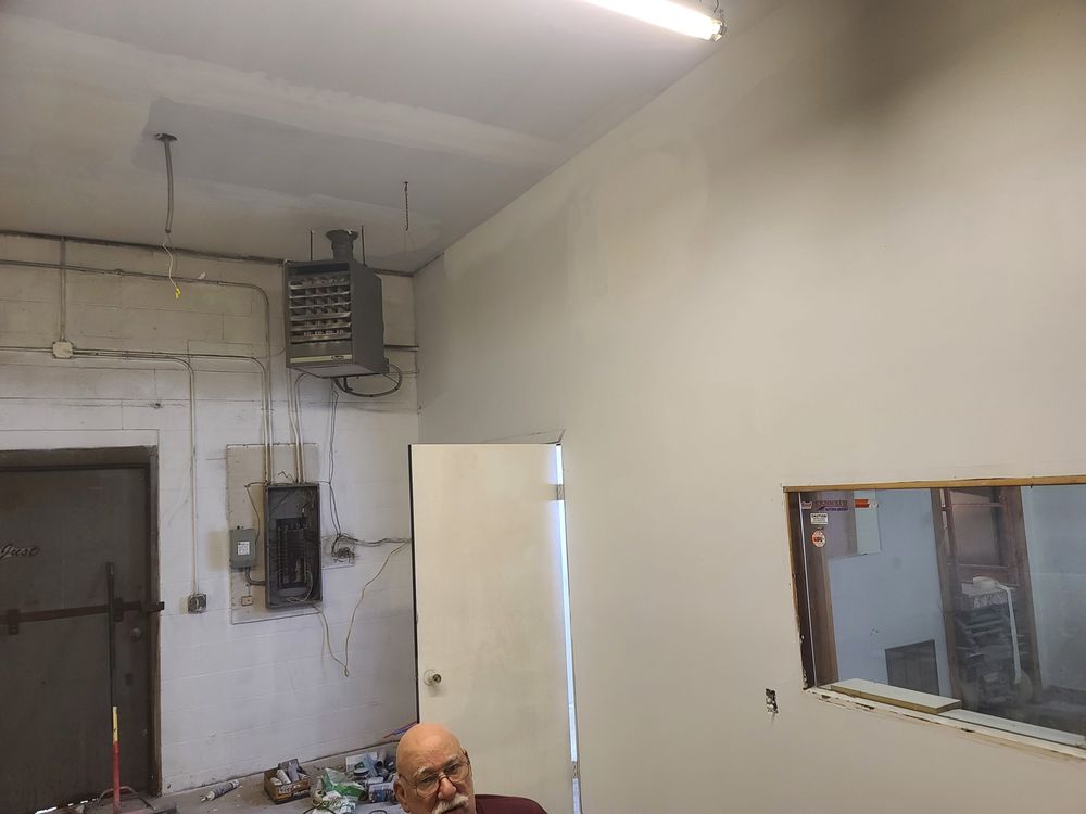 Slide of G & N Painting and Construction