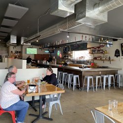 Lucky Pie Pizza and Tap House - Inside