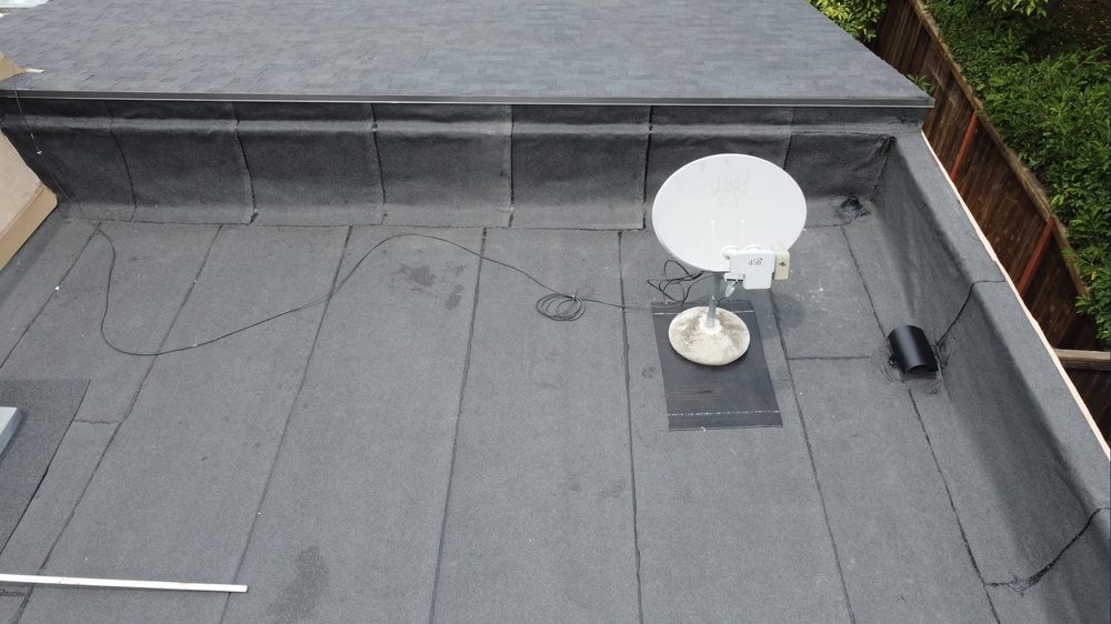 Slide of Finest City Roofing