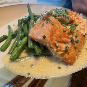 Finest Cravings - Salmon over risotto and green beans. - Personal Chefs Near Me