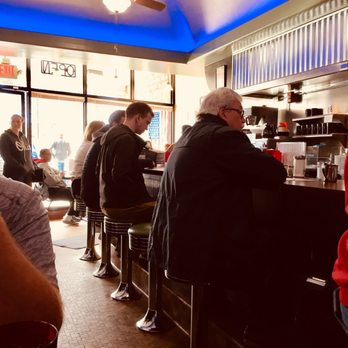 Stav's Diner - Busy Saturday morning at Stav's Diner. - Breakfast & Brunch Near Me - Columbus, Ohio Stav's Diner - Busy Saturday morning at Stav's Diner. - Breakfast & Brunch Near Me - Columbus, Ohio