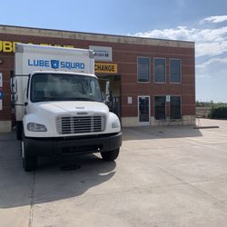 Kwik Kar Lube & Tune - Parking