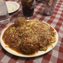 Have spaghetti and half ravioli combo