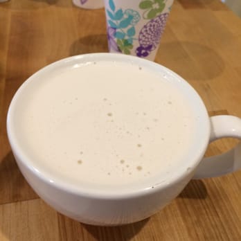 Le Fournil - Chai tea latte - Bakeries Near Me - Seattle, Washington