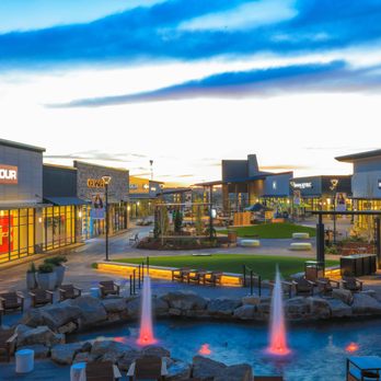 Denver Premium Outlets - Outlet Stores Near Me - Thornton, Colorado