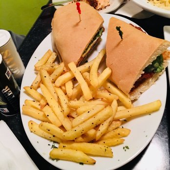 101 West - Chicken Parmesan sandwich, very tasty chicken. - New American Near Me - Cabo Rojo, Puerto Rico 101 West - Chicken Parmesan sandwich, very tasty chicken. - New American Near Me - Cabo Rojo, Puerto Rico
