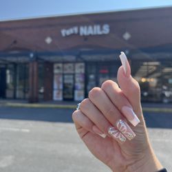 Foxy Nail Salon in Dalton gift card