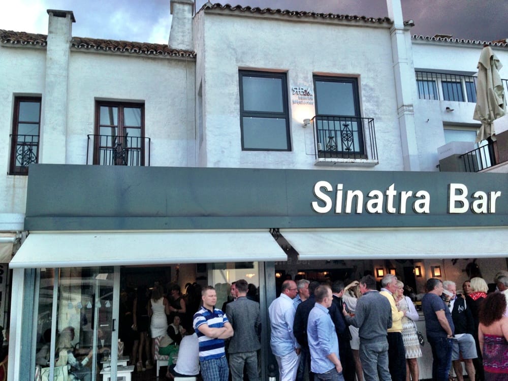 SINATRA’S BAR Updated October 2024 Muelle Ribera Front Line Puerto
