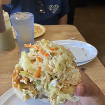 Los Primos Restaurant - Chicken Sope - Salvadoran Near Me - Logan, Utah