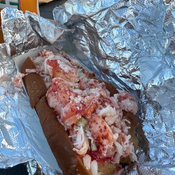 The Net Result - Seafood Near Me - Vineyard Haven, Massachusetts