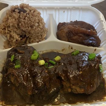 Cariblue Restaurant - Oxtail - Caribbean Near Me - Modesto, California